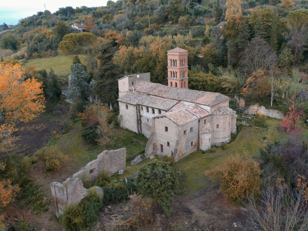 abbazia san giovanni in argentella palombara sabina dal sito https://www.clickanddiscover.it/