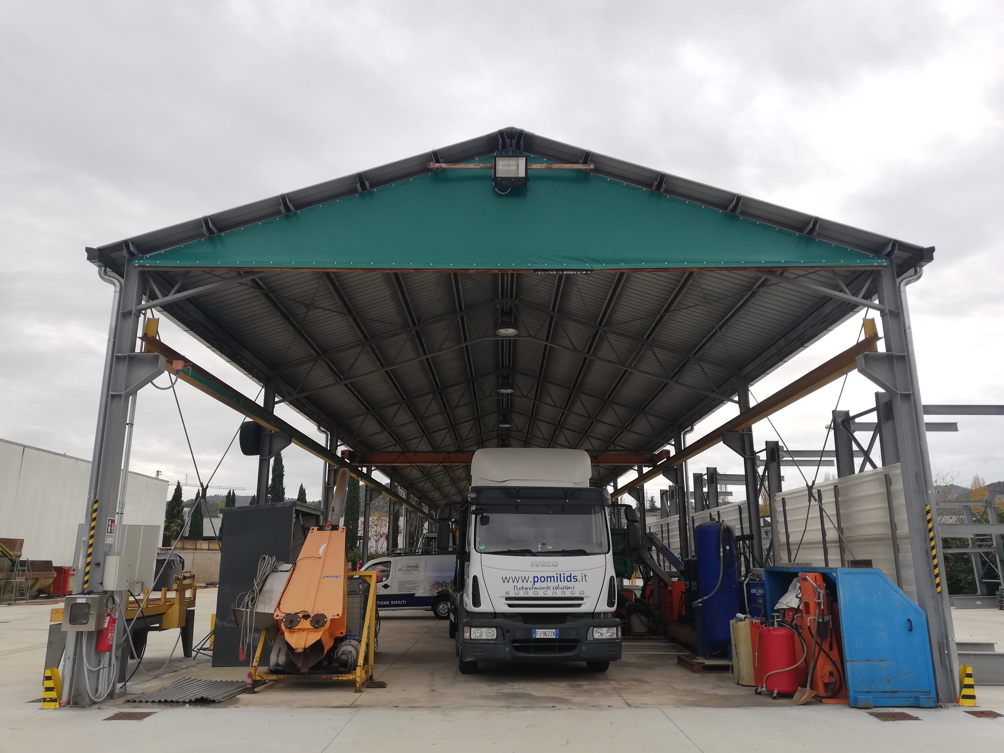 Impianto di Autodemolizione e Piattaforma Raee e Rottami metallici di Cittaducale - Pomili Demolizioni Speciali