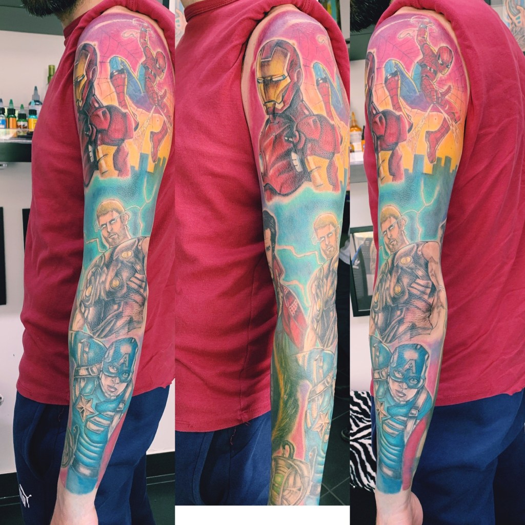 mani d'oro tatuaggi roma