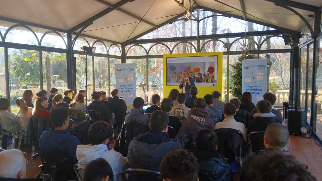 Poste Italiane termina a Roma l’iniziativa EduFinTour