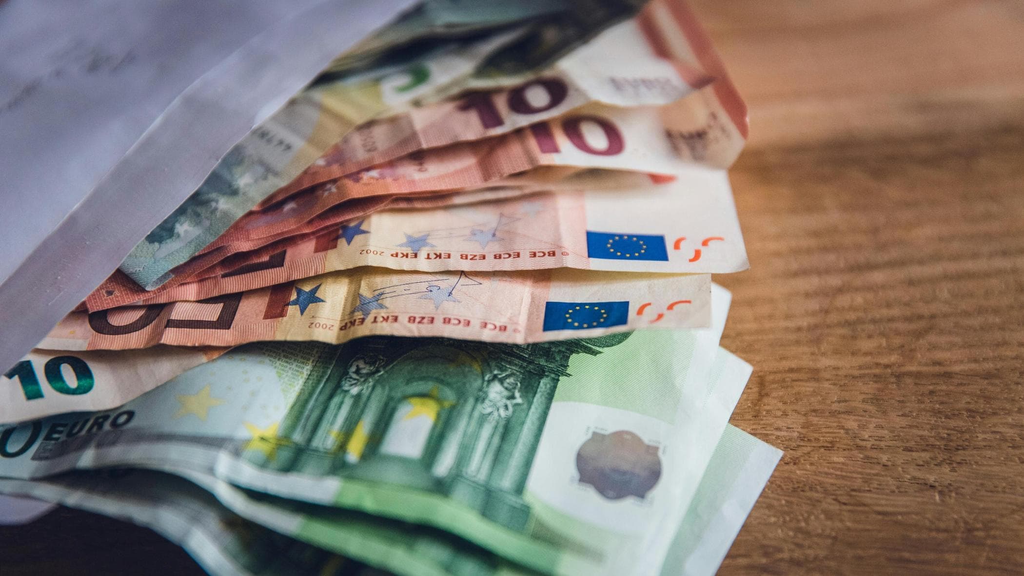Mazzette in Italia: 96 inchieste nel 2025 secondo Libera