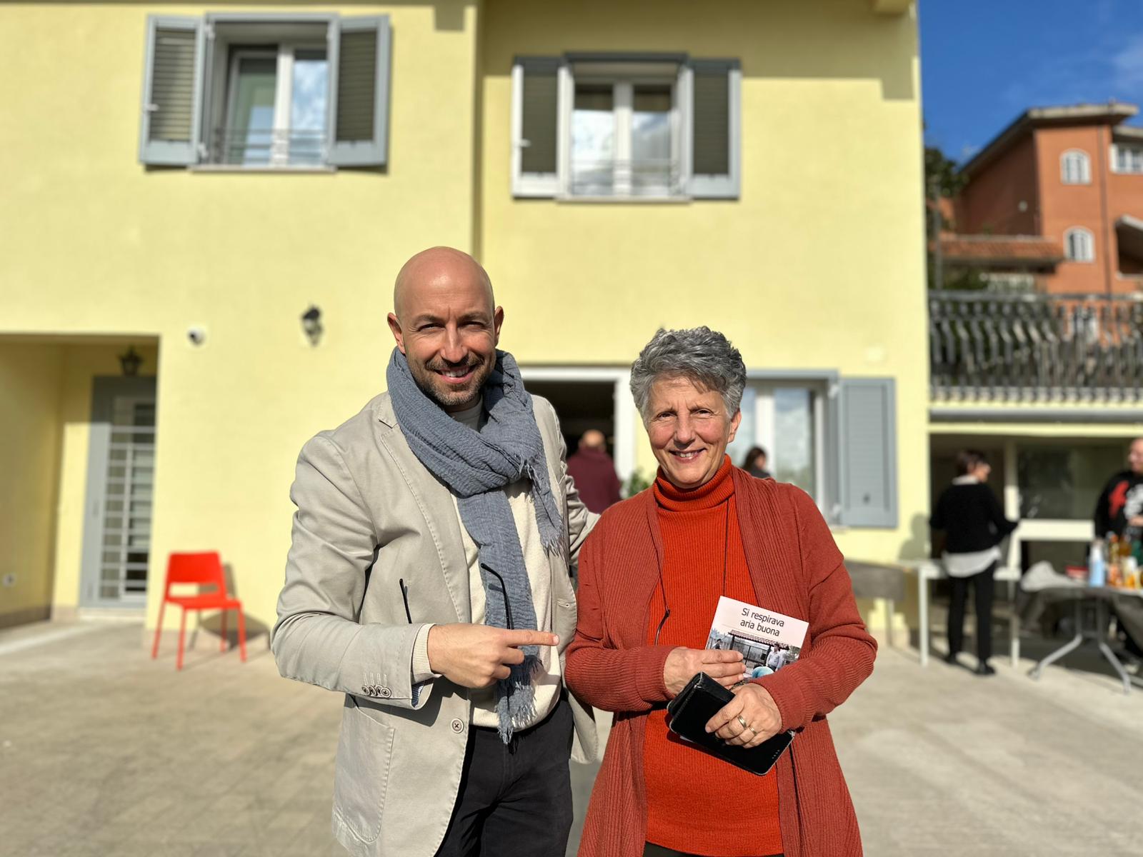 Cronaca Bianca: la Lanterna di Diogene e il coraggio di restare umani