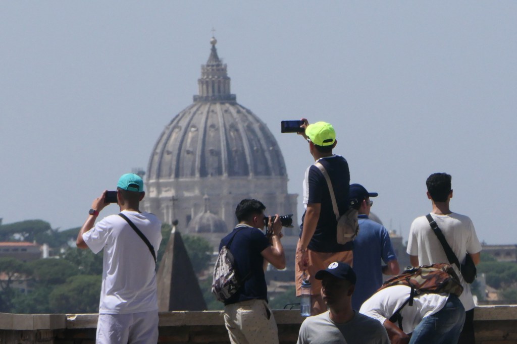 Turismo record a Roma nel 2025: 22,9 milioni di arrivi