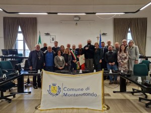 Monterotondo, cittadinanza onoraria al cardinale Re