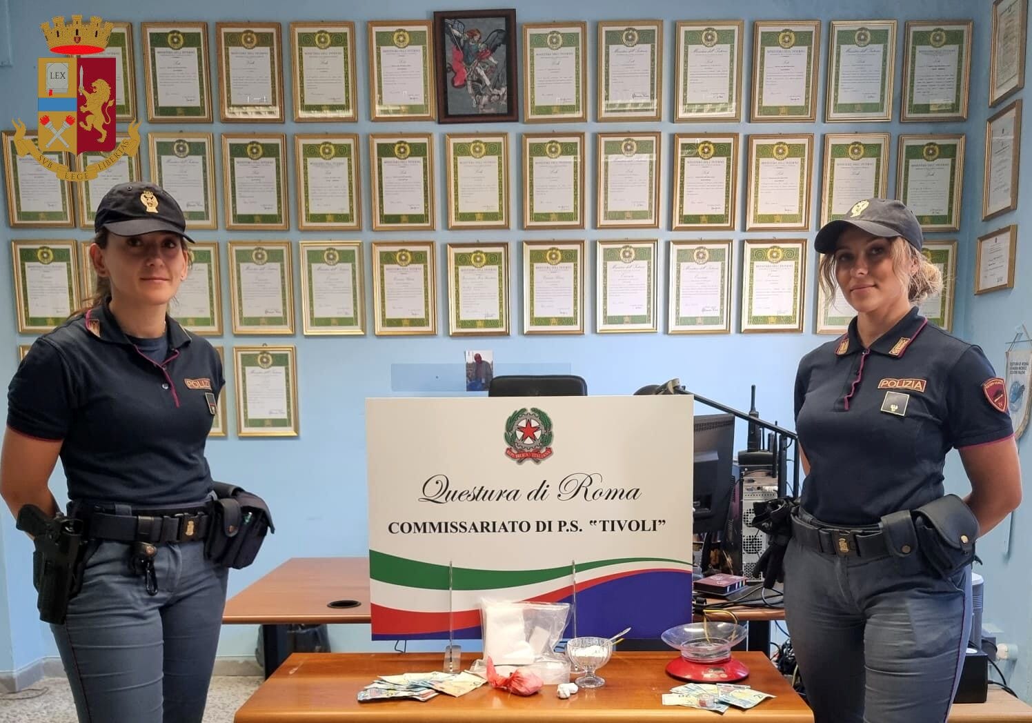 Tivoli, arrestata donna con base di spaccio in casa