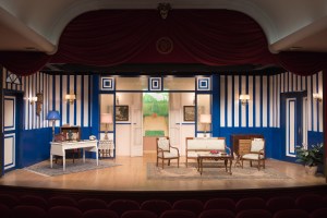 Teatro Prati, in scena Due dozzine di rose scarlatte