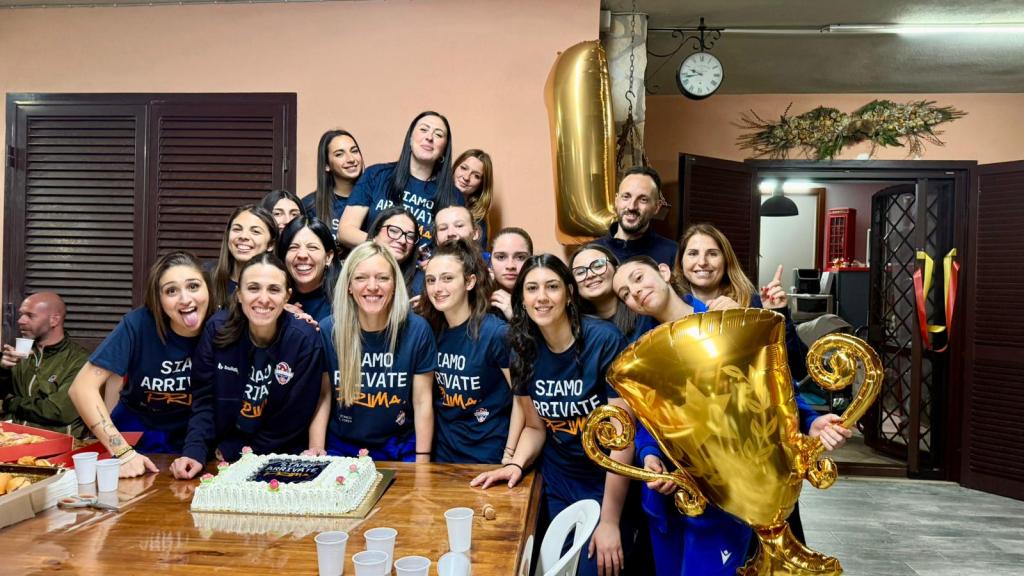 ICS Volley, stagione perfetta: promozione in Prima Divisione
