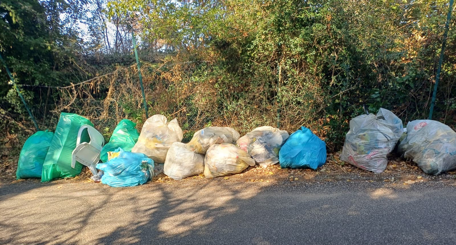 Guidonia, sei denunciati per abbandono di rifiuti