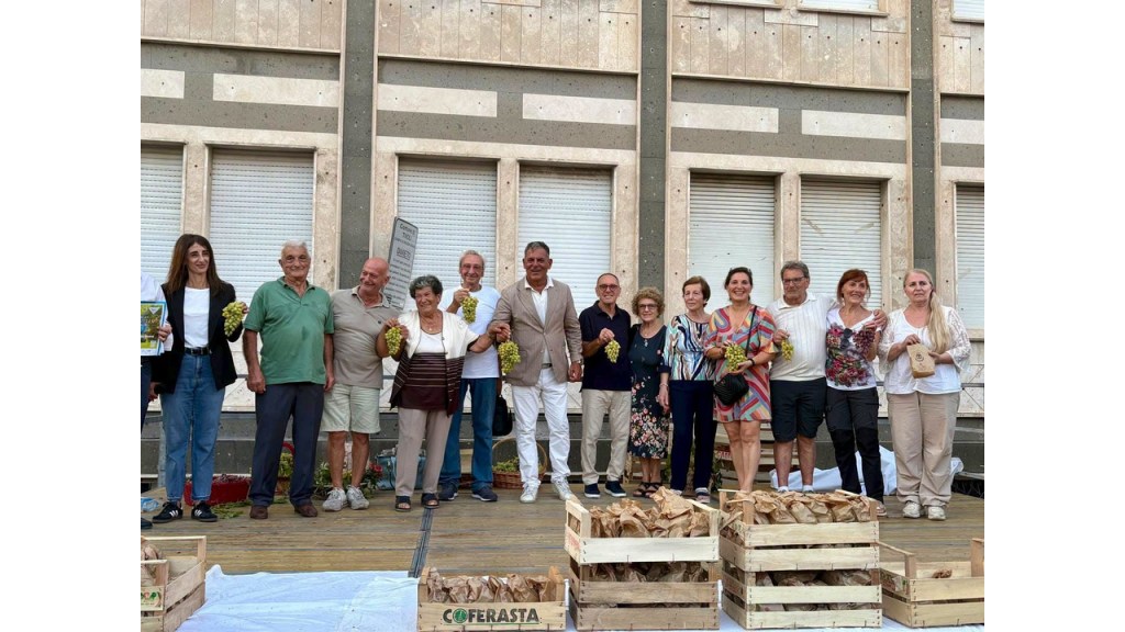 Tivoli: la Sagra del Pizzutello anima Piazza Garibaldi tra tradizione e prodotti tipici