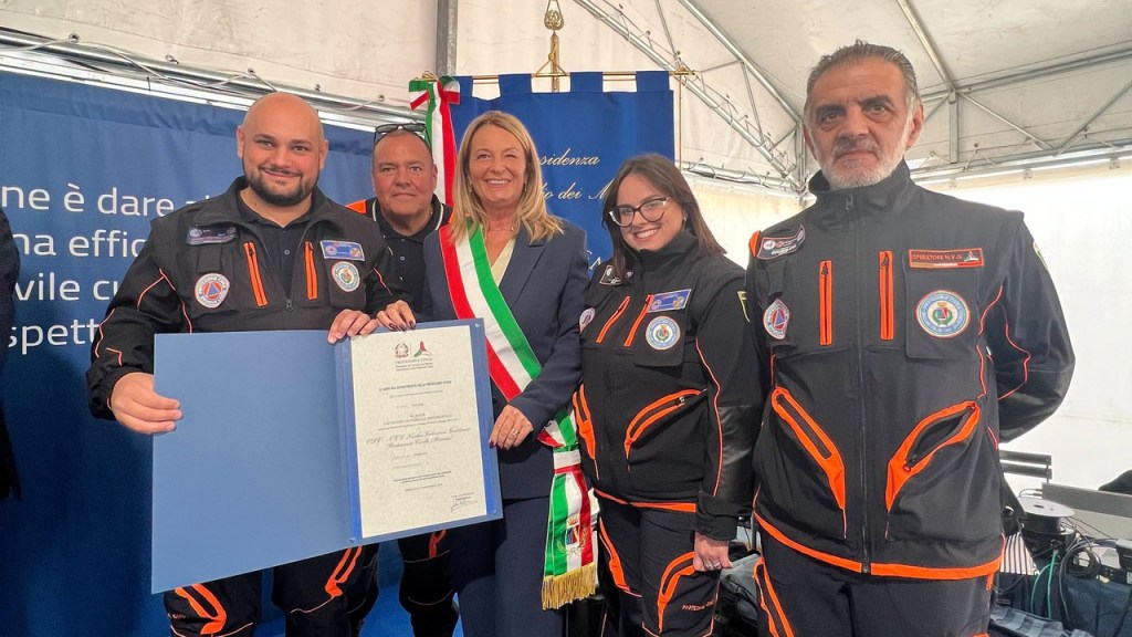 Guidonia, riconoscimento alla Protezione Civile: conferita la Pubblica Benemerenza ai volontari